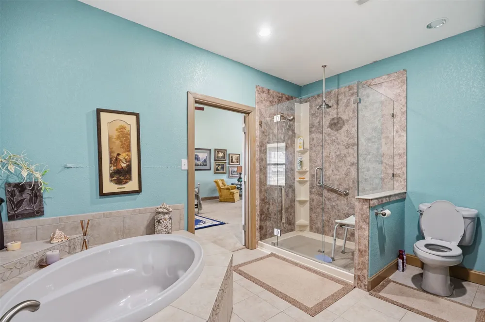8165 Jackson Road Krum, TX 76249