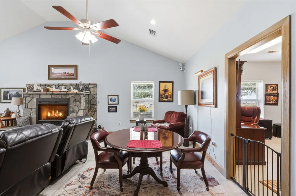 8165 Jackson Road Krum, TX 76249