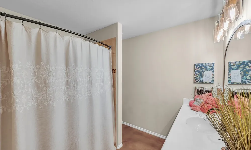 213 Woodlands Boulevard Bellmead, TX 76705