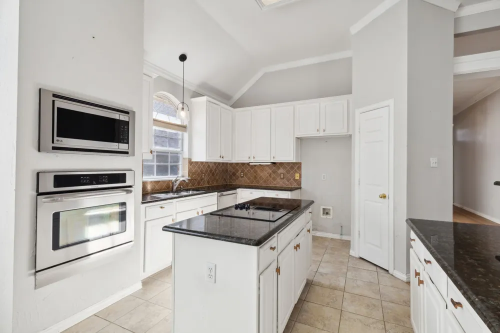 8012 Greenwood Drive Plano, TX 75025