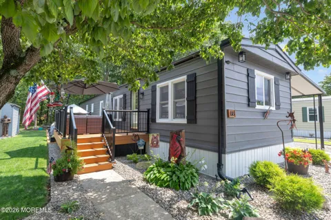 88 Douglas Drive