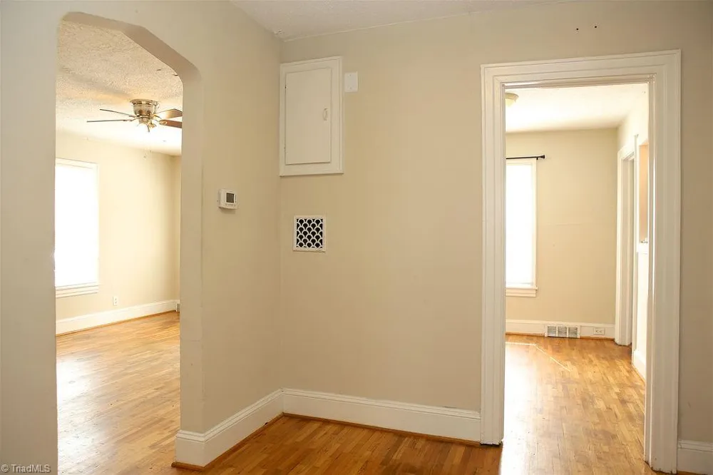 2214 Walker Avenue Greensboro, NC 27403