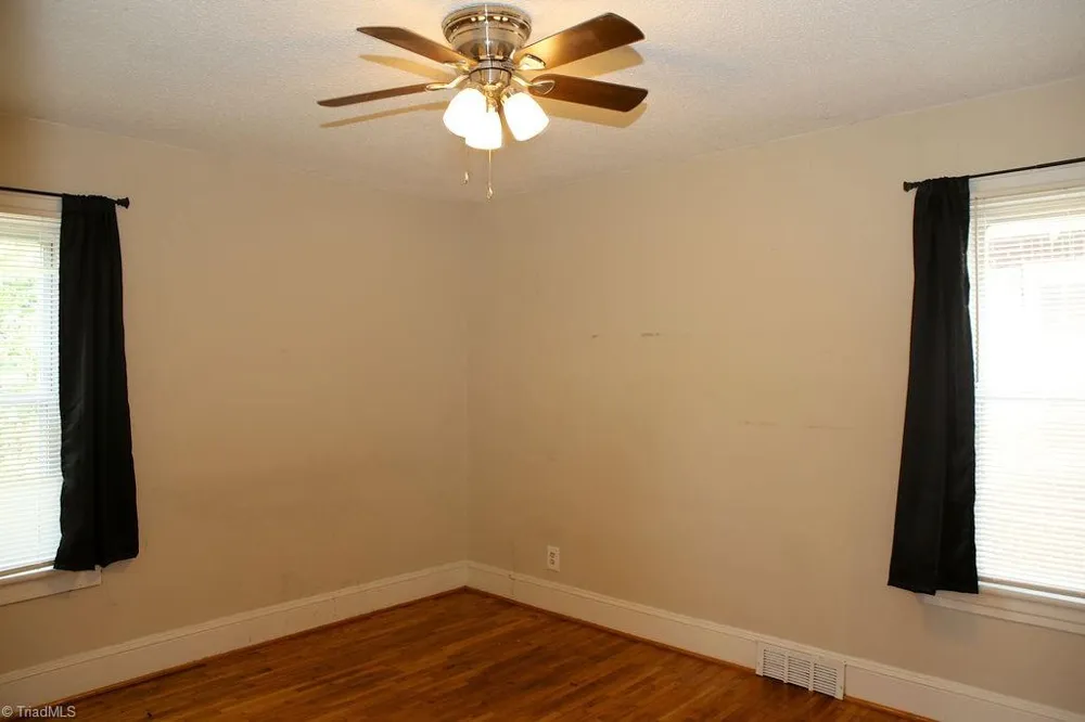 2214 Walker Avenue Greensboro, NC 27403