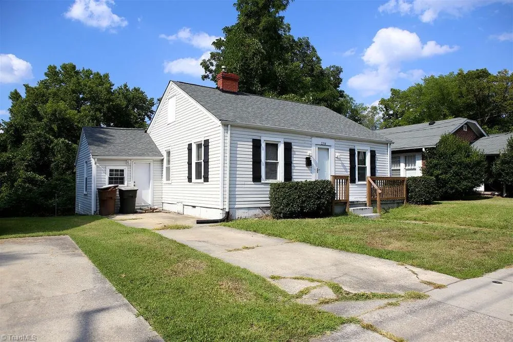2214 Walker Avenue Greensboro, NC 27403
