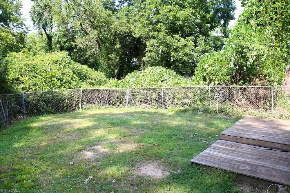2214 Walker Avenue Greensboro, NC 27403