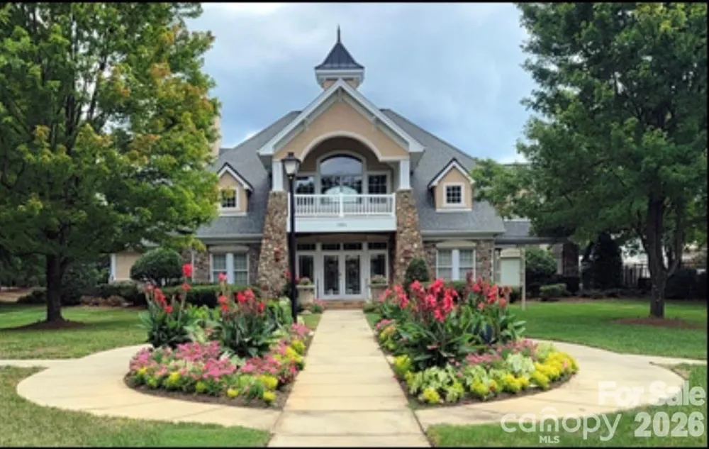 1004 Hawker Road Matthews, NC 28104