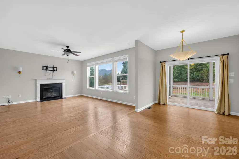 1004 Hawker Road Matthews, NC 28104