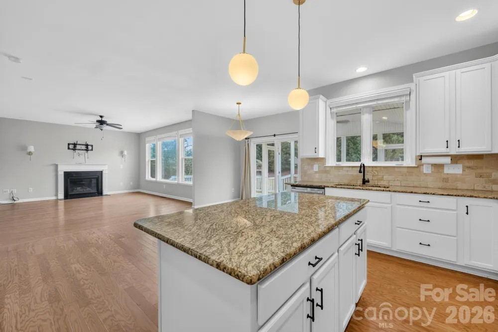 1004 Hawker Road Matthews, NC 28104