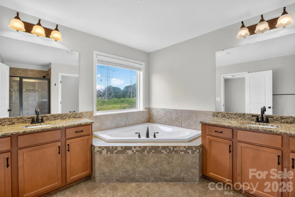 1004 Hawker Road Matthews, NC 28104