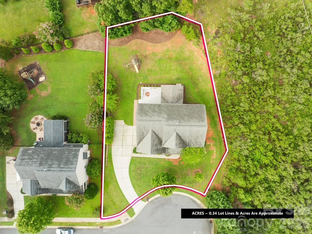 1004 Hawker Road Matthews, NC 28104