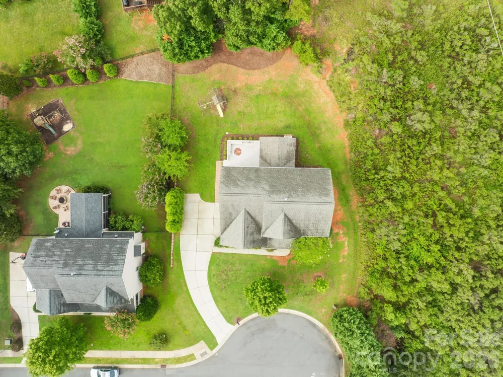 1004 Hawker Road Matthews, NC 28104
