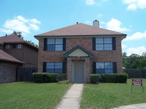 936 Ember Lane