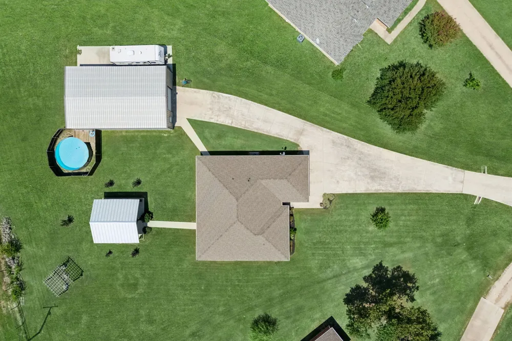 206 King George Way Ponder, TX 76259