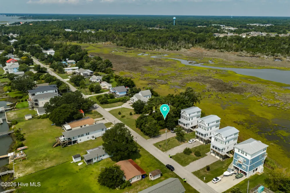 L88 Atkinson Point Road Surf City, NC 28445
