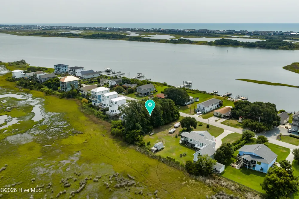 L88 Atkinson Point Road Surf City, NC 28445