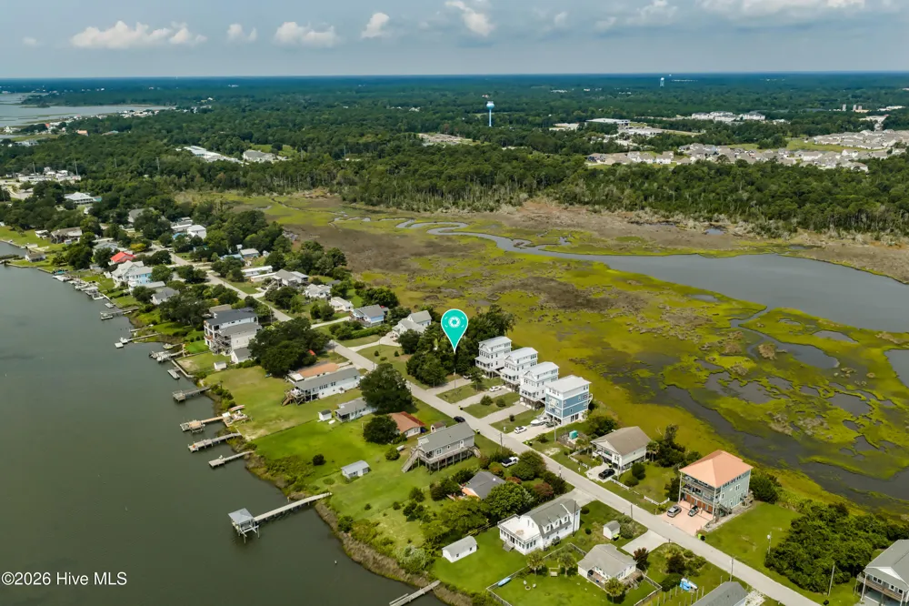 L88 Atkinson Point Road Surf City, NC 28445