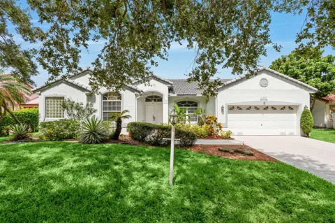 4220 NW 90TH TERRACE