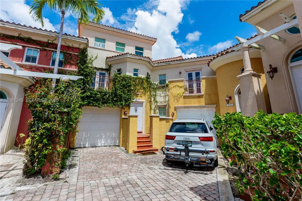 18460 NE 30th Ave #18460 Aventura, FL 33160