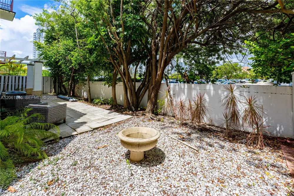18460 NE 30th Ave #18460 Aventura, FL 33160