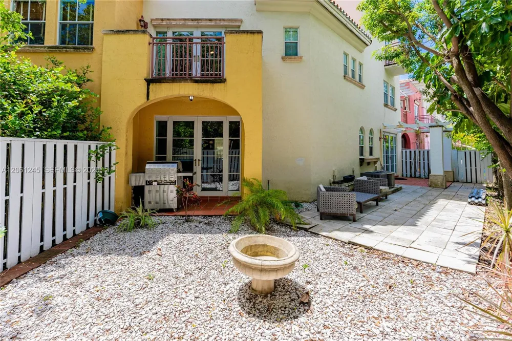 18460 NE 30th Ave #18460 Aventura, FL 33160