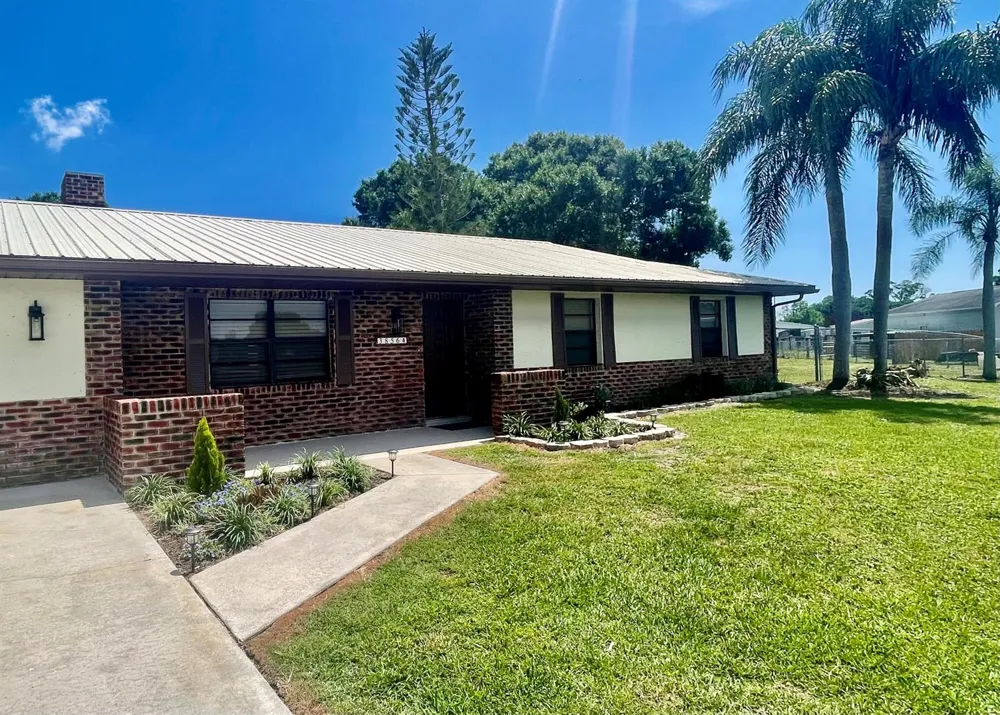 3856 SW 11TH AVENUE Okeechobee, FL 34974