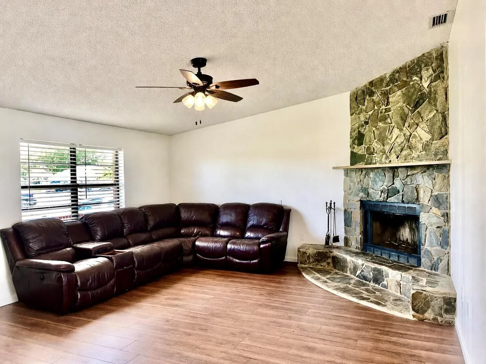 3856 SW 11TH AVENUE Okeechobee, FL 34974