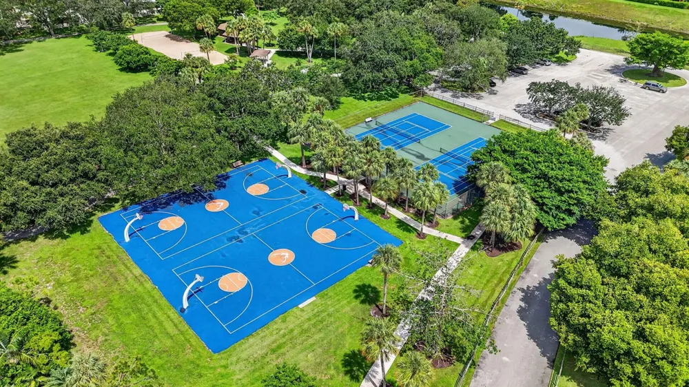 760 NW 41st Terrace Deerfield Beach, FL 33442