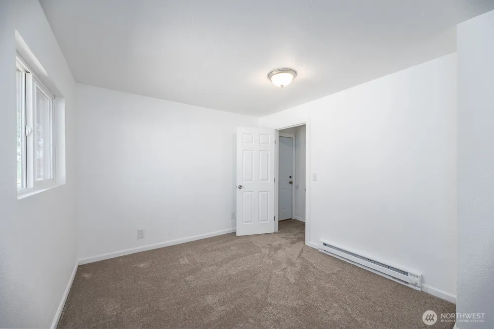2104 W Spruce Street Moses Lake, WA 98837