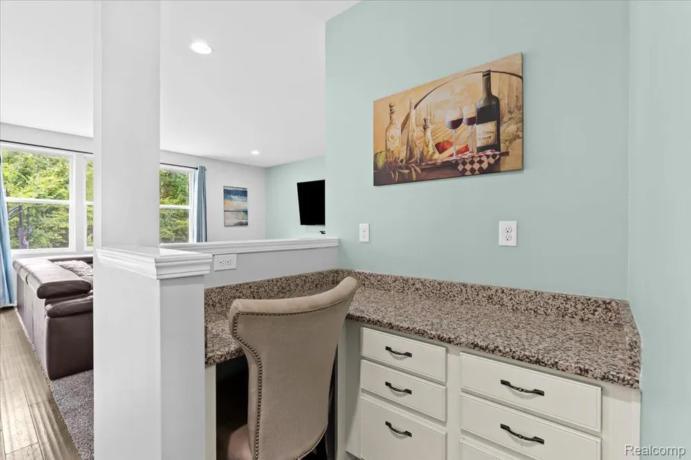 49645 Hartwick Drive Novi City, MI 48374