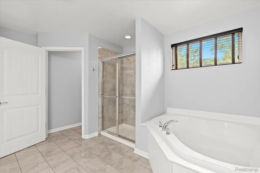49645 Hartwick Drive Novi City, MI 48374