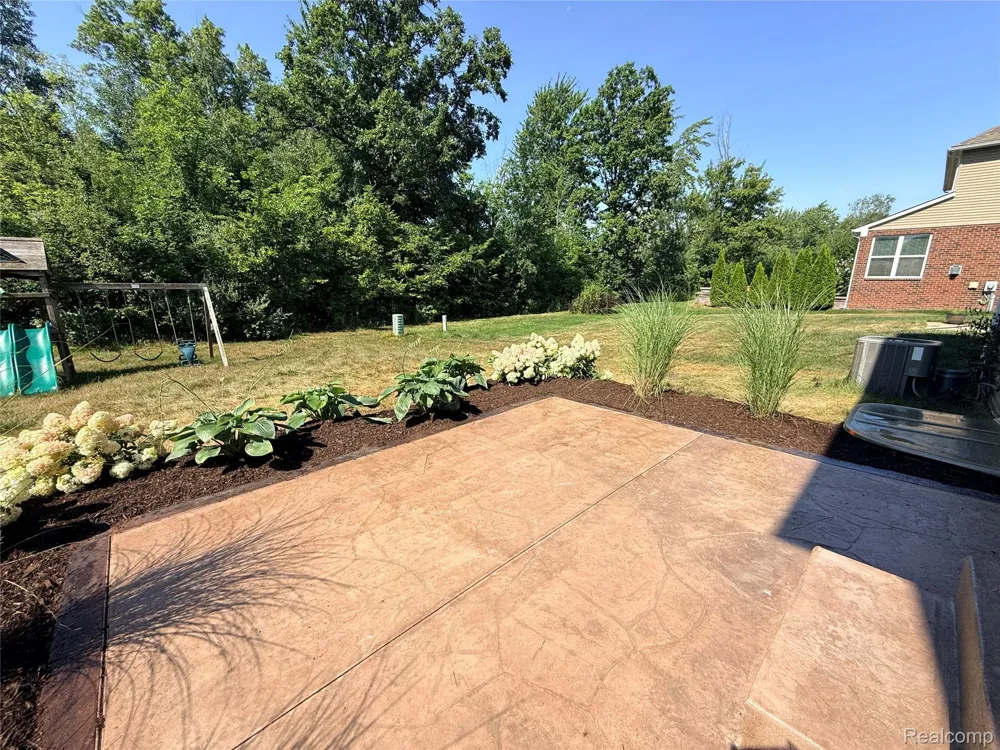 49645 Hartwick Drive Novi City, MI 48374