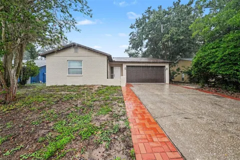 7623 BRAMBLEWOOD DRIVE