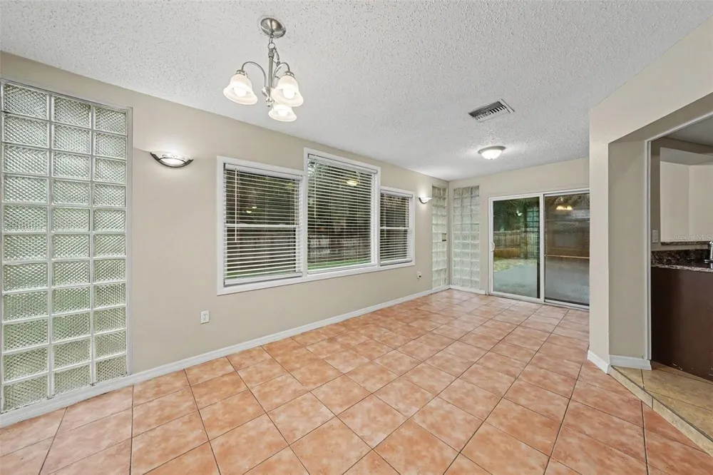 7623 BRAMBLEWOOD DRIVE Port Richey, FL 34668