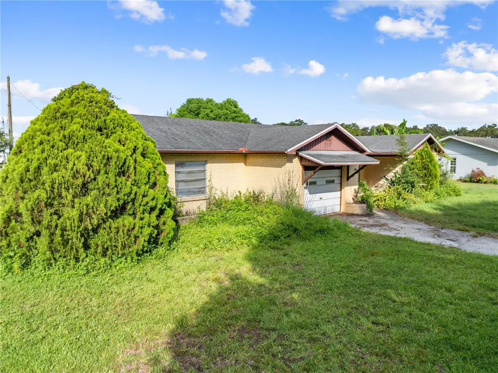 740 SHORE DRIVE Kissimmee, FL 34744