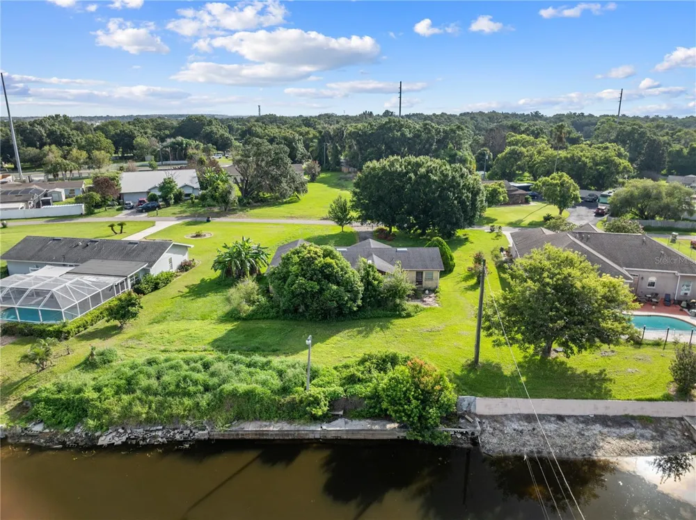740 SHORE DRIVE Kissimmee, FL 34744