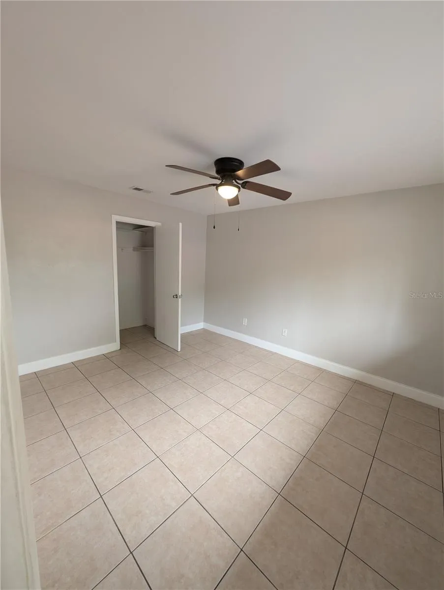 803 NW 40TH AVENUE Gainesville, FL 32609