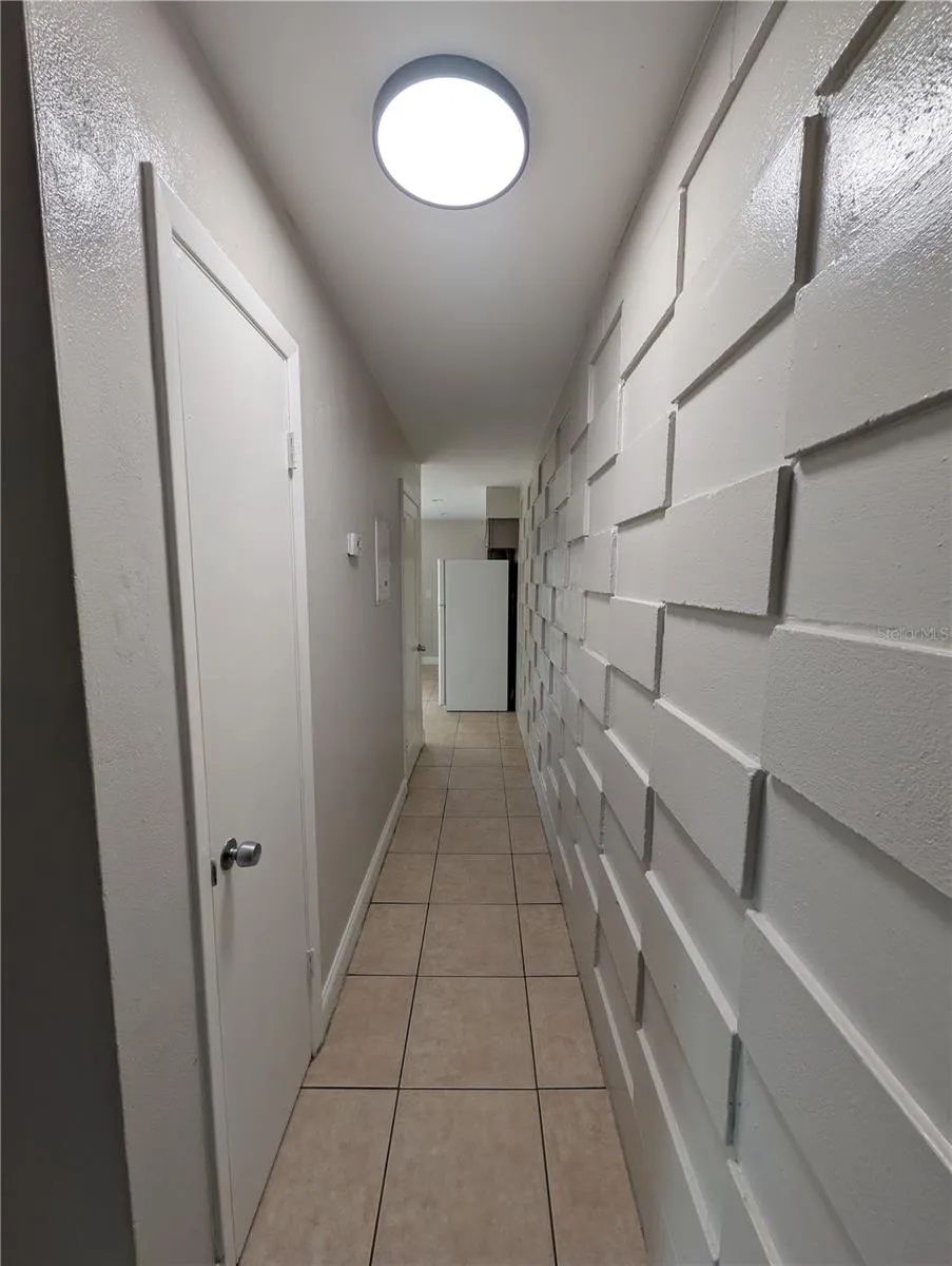803 NW 40TH AVENUE Gainesville, FL 32609
