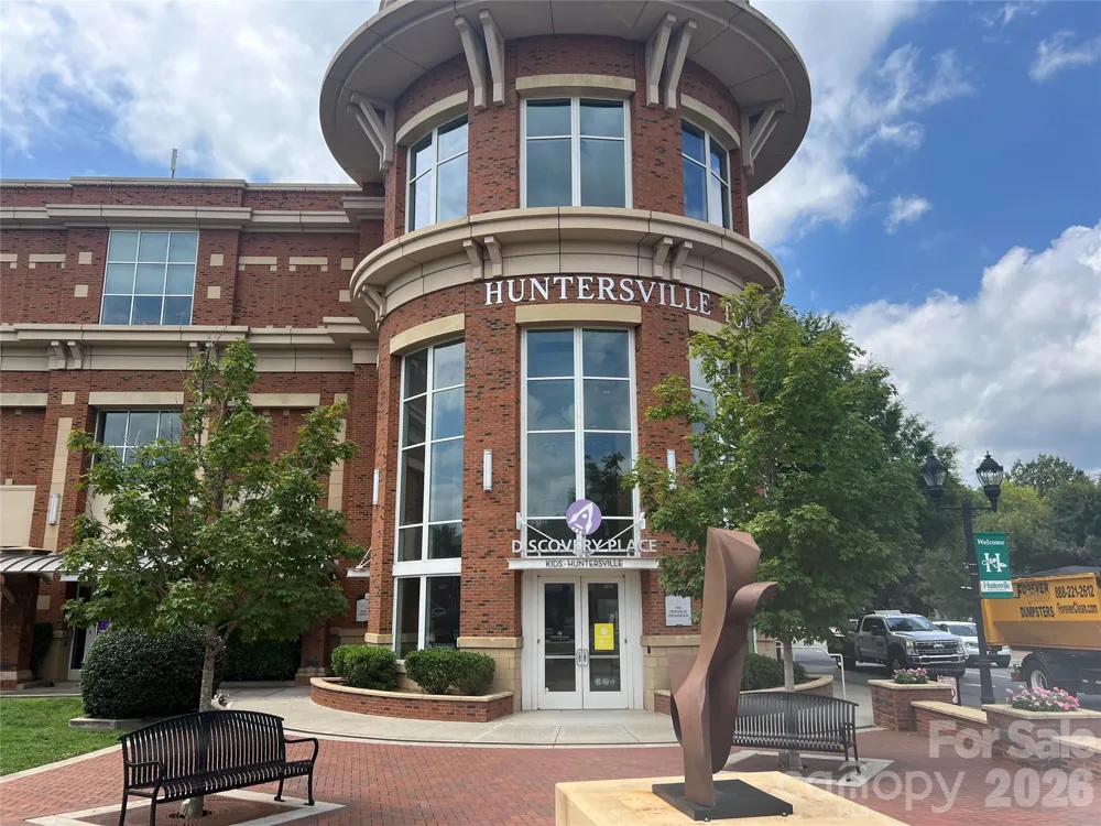 13704 Berkley Avenue Huntersville, NC 28078