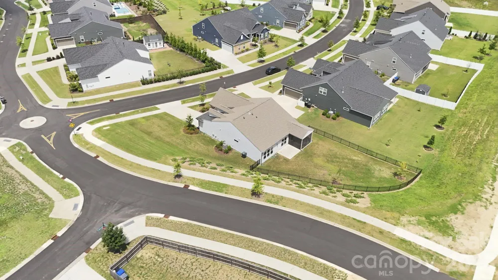 13704 Berkley Avenue Huntersville, NC 28078