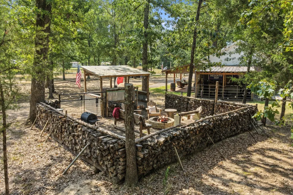 141 NE CR 2021 Talco, TX 75487