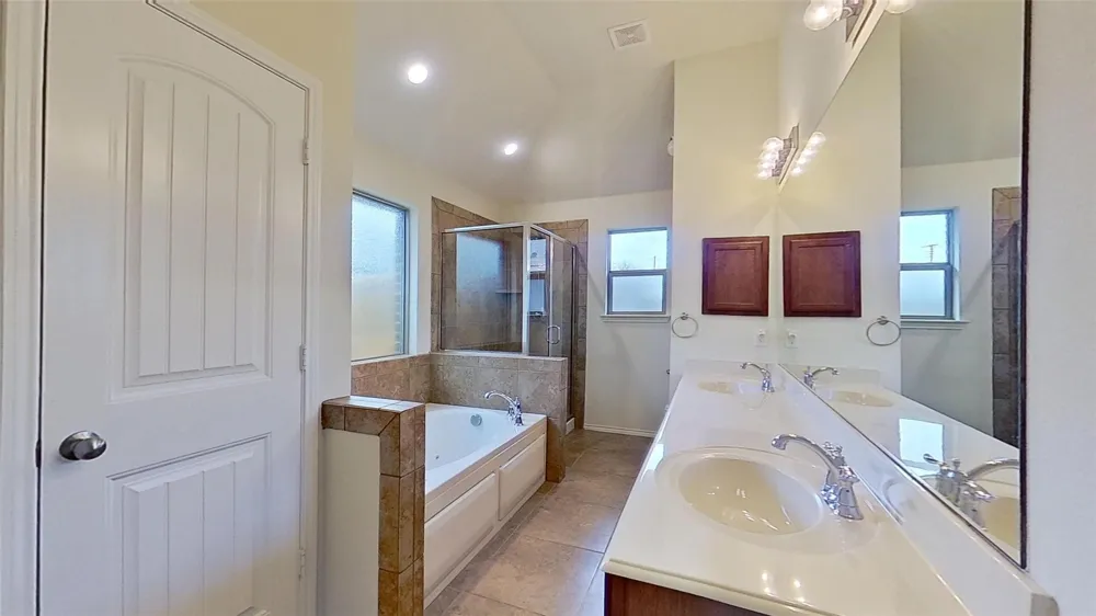 109 Henrietta Street Ferris, TX 75125