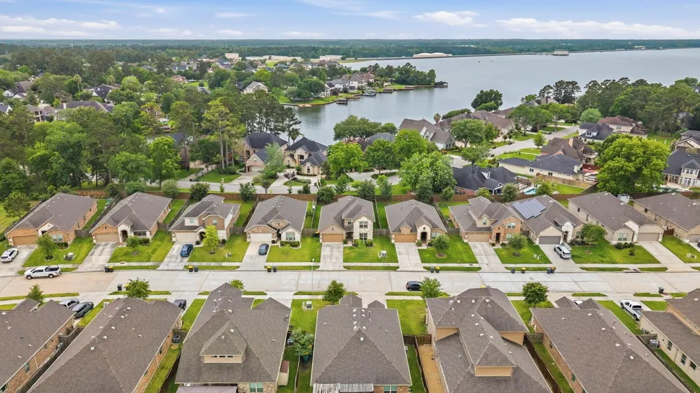 12173 Pearl Bay Court Conroe, TX 77304