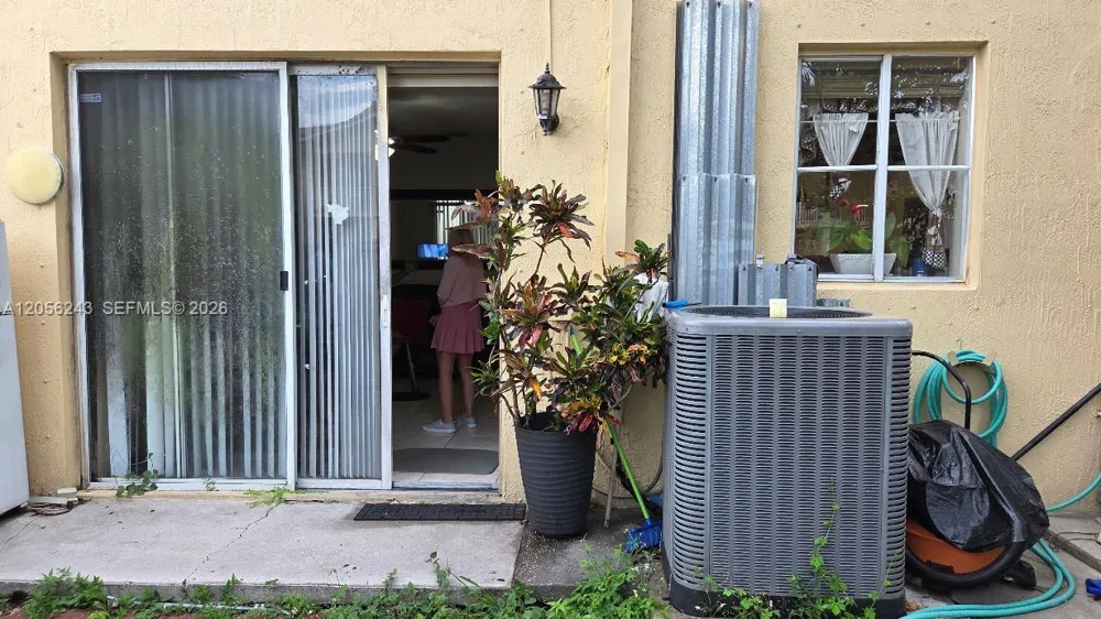 6918 NW 177th St #H100 Hialeah, FL 33015