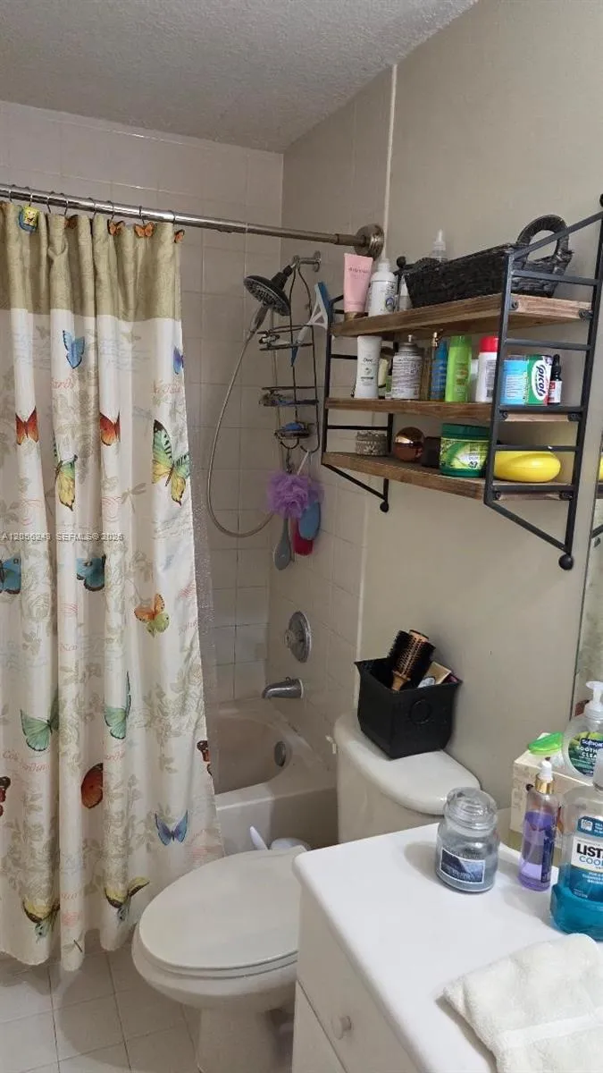 6918 NW 177th St #H100 Hialeah, FL 33015