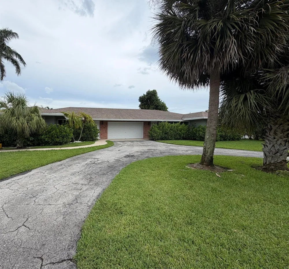 498 W CONFERENCE DRIVE Boca Raton, FL 33486