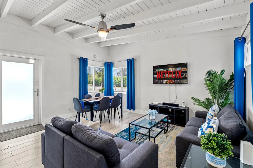 3305 SW 15th Street Fort Lauderdale, FL 33312