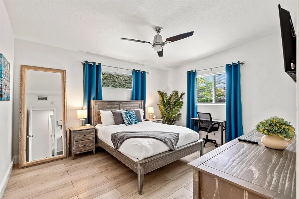 3305 SW 15th Street Fort Lauderdale, FL 33312