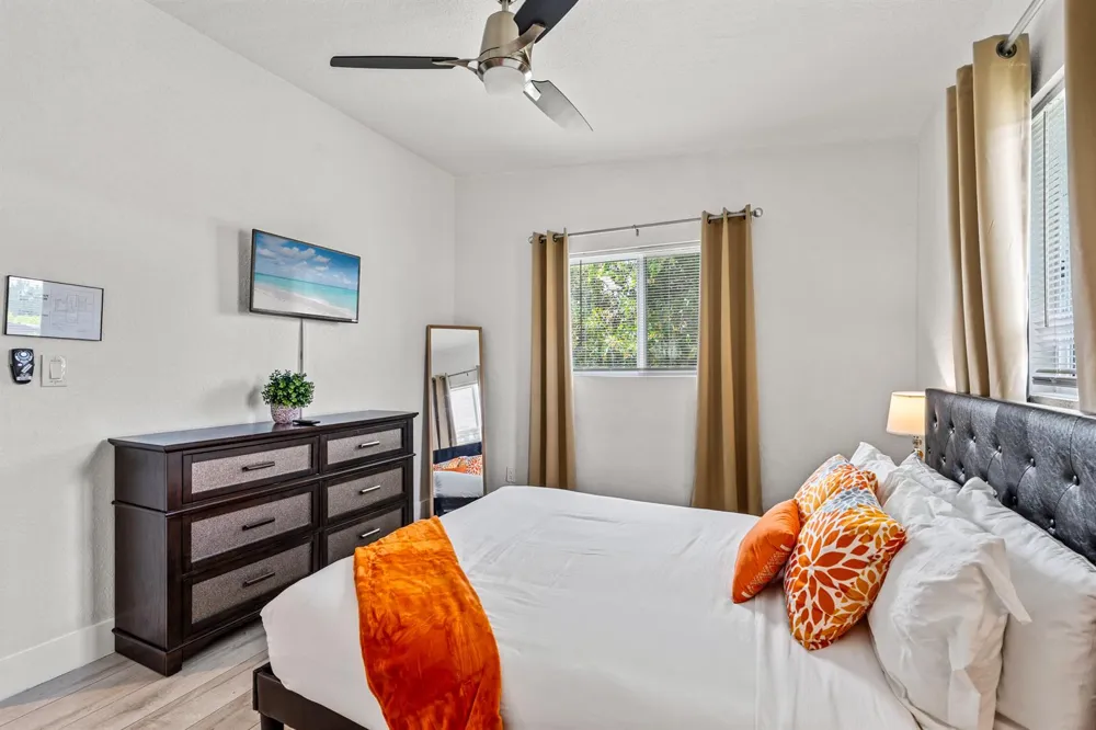 3305 SW 15th Street Fort Lauderdale, FL 33312