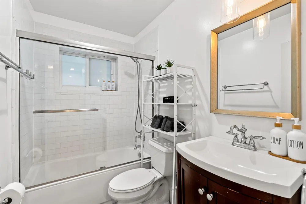 3305 SW 15th Street Fort Lauderdale, FL 33312