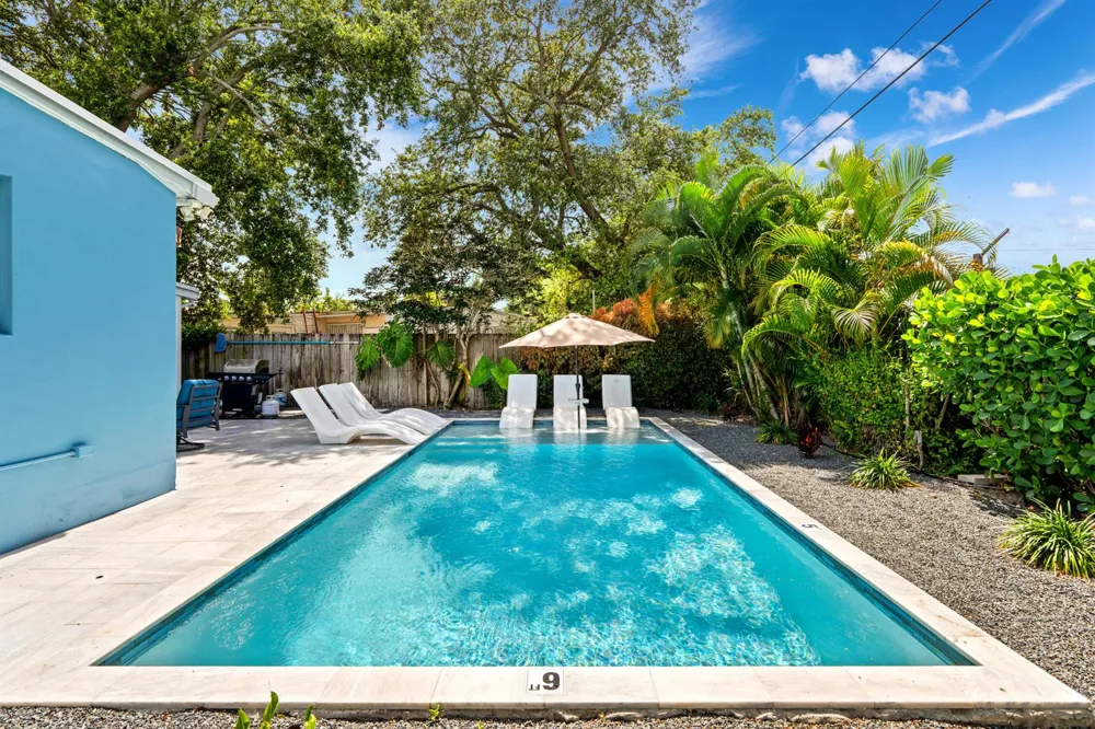 3305 SW 15th Street Fort Lauderdale, FL 33312